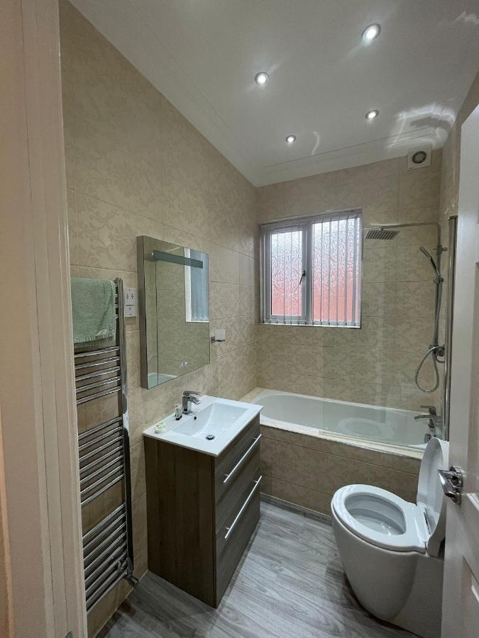 Luxury Apartment Apt5 Wolverhampton Luaran gambar